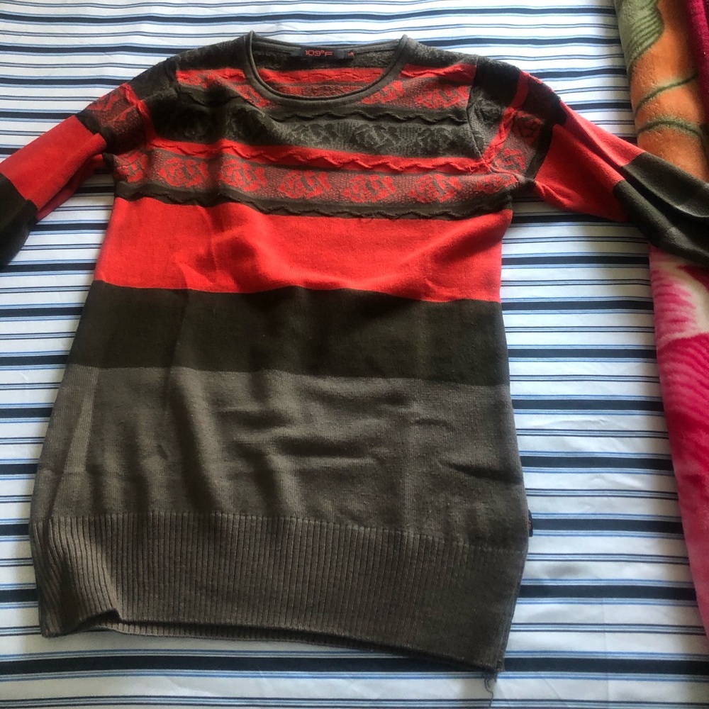 Warm sweat shirt